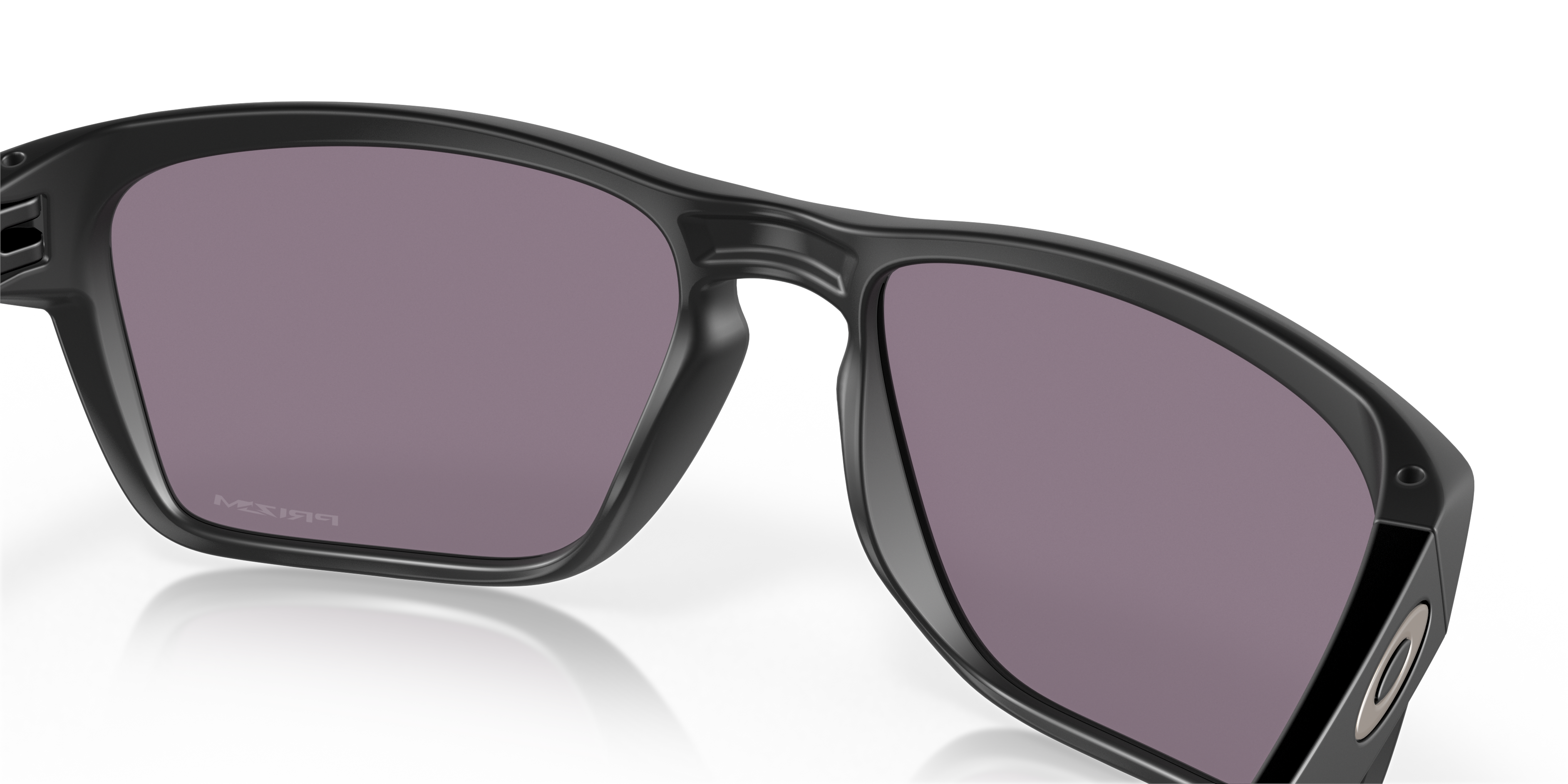OO9448 Standard Issue Sylas