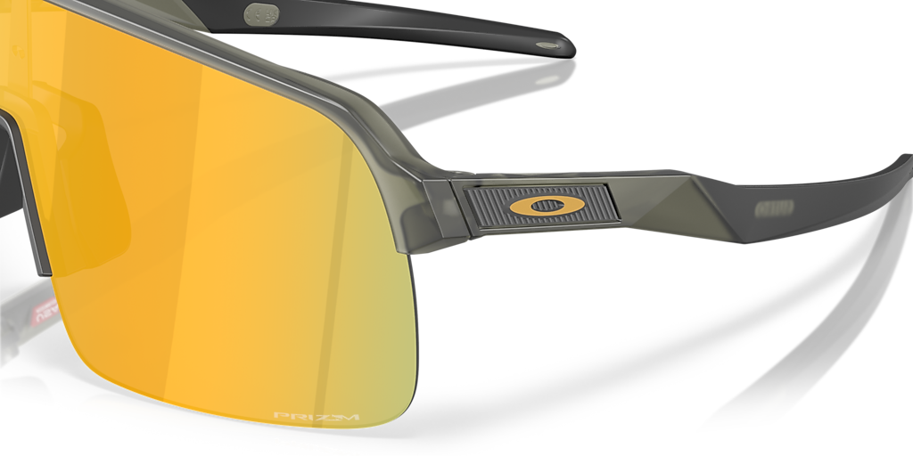 Oakley Sutro Lite Latitude Collection M (0 - 139) with Gold lenses