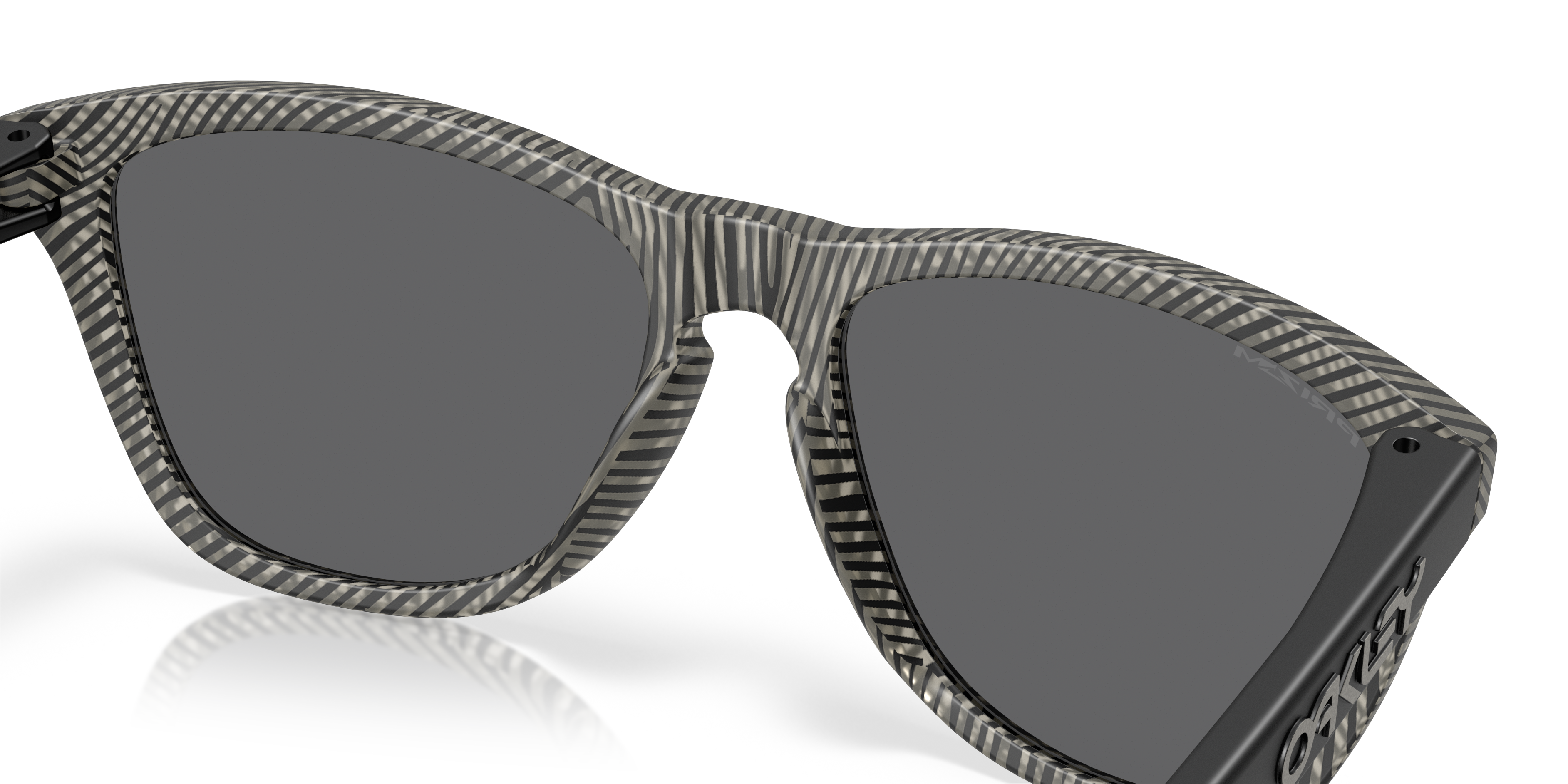 OO9245 Frogskins™ (Low Bridge Fit) Night Mission Collection