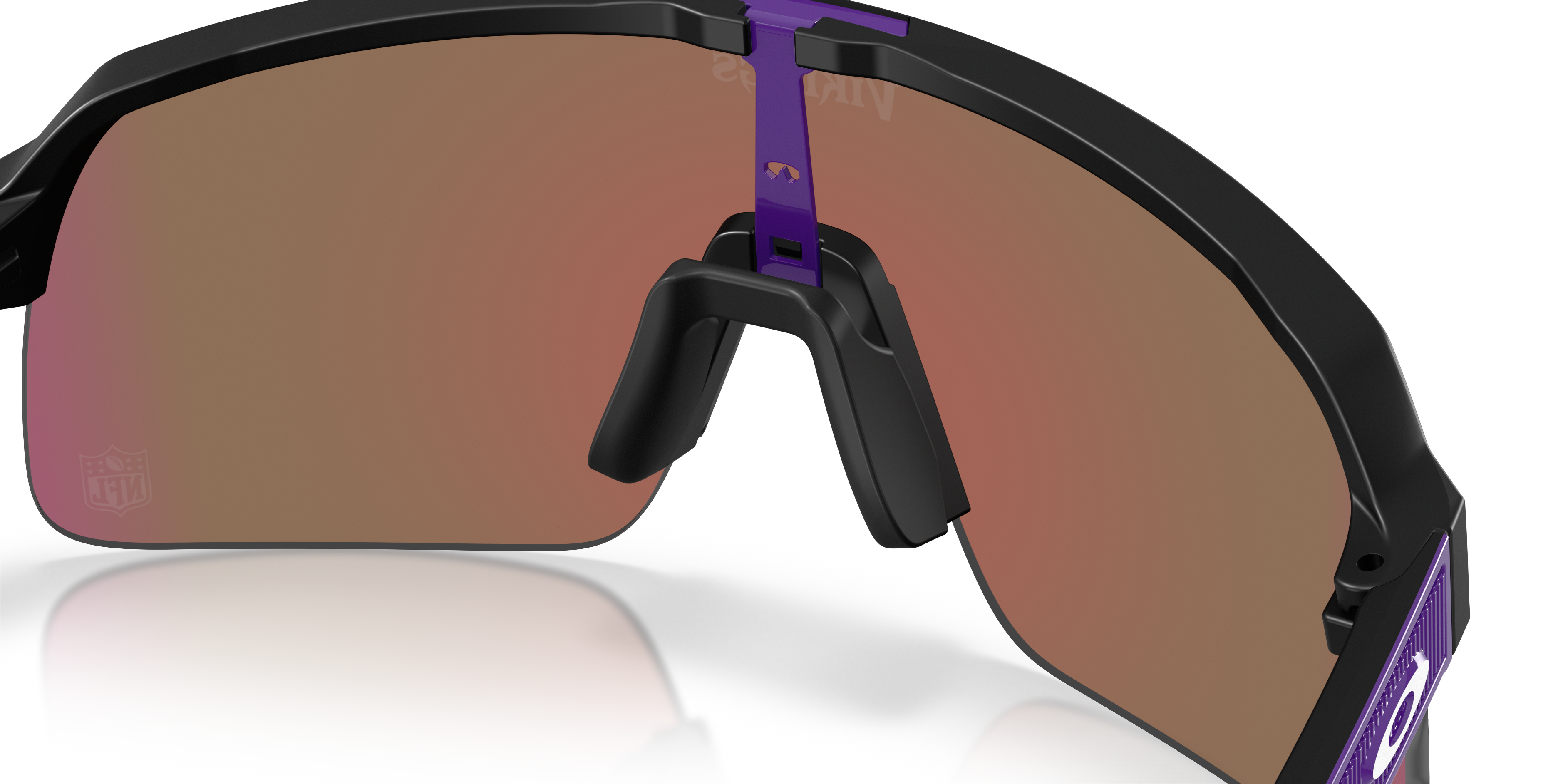 OO9463 Minnesota Vikings Sutro Lite