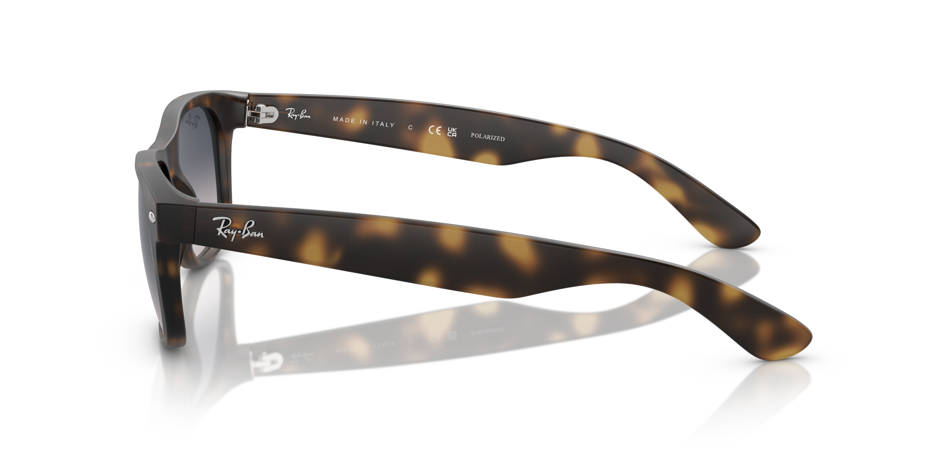 RB2132F New Wayfarer Classic