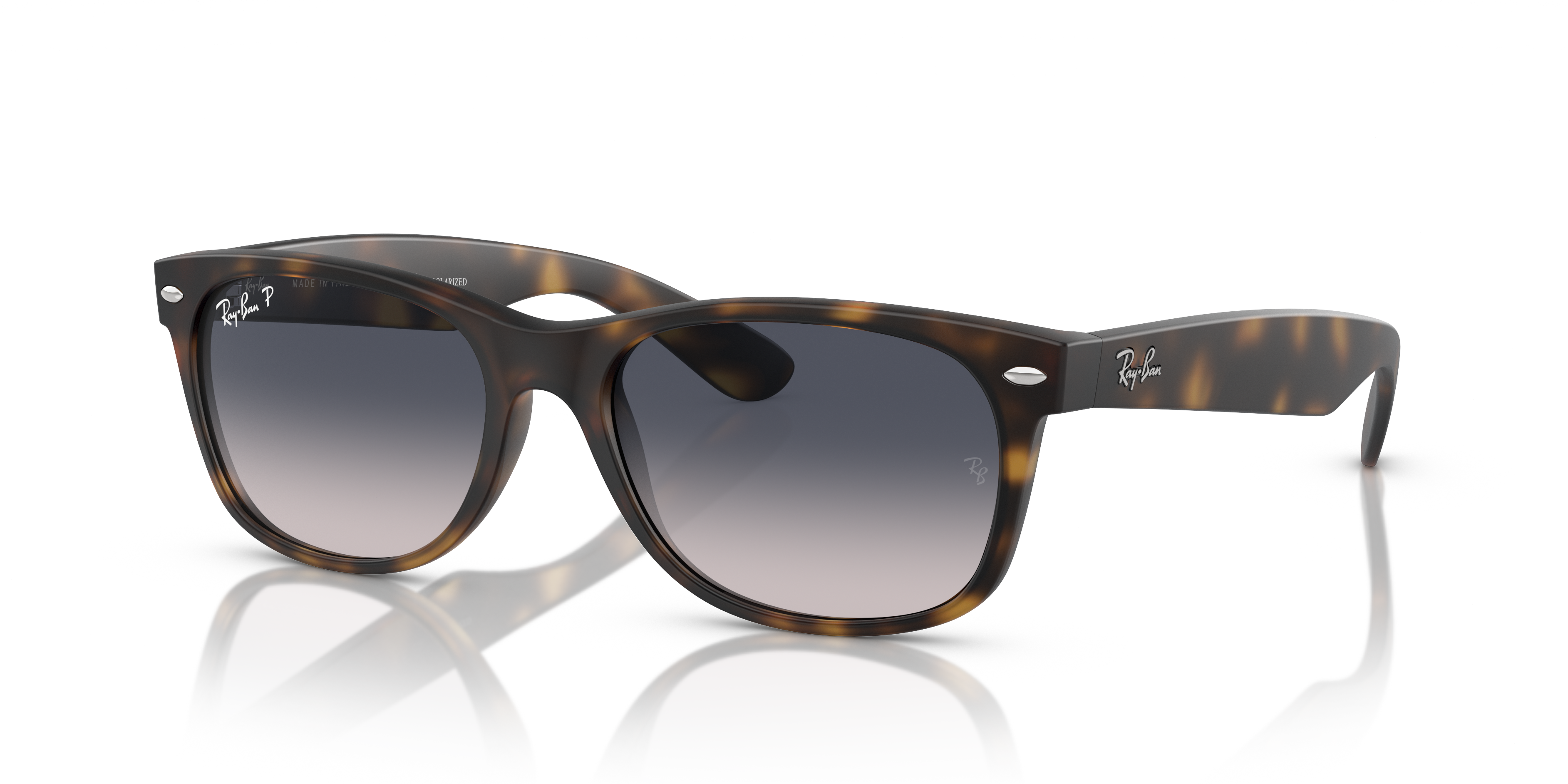 RB2132F New Wayfarer Classic