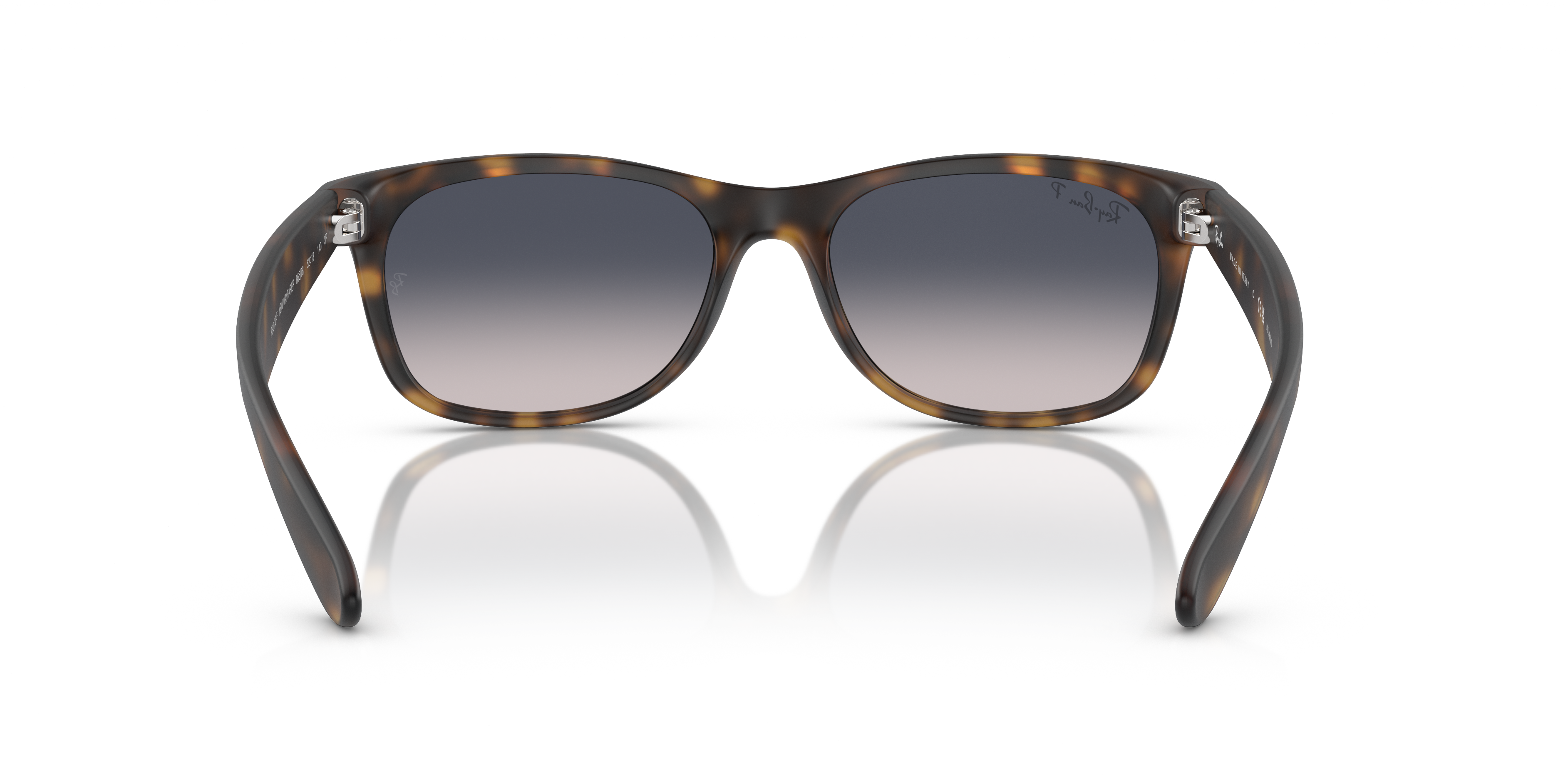 RB2132F New Wayfarer Classic