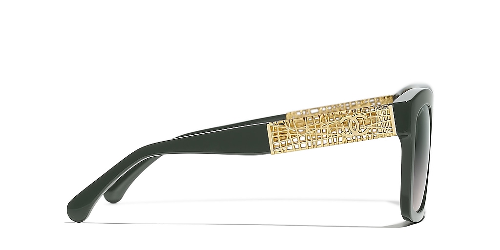 CHANEL 
イルミネイティングブラッシュパウダー 151.788 ll15533_chanel_multicolor_snea