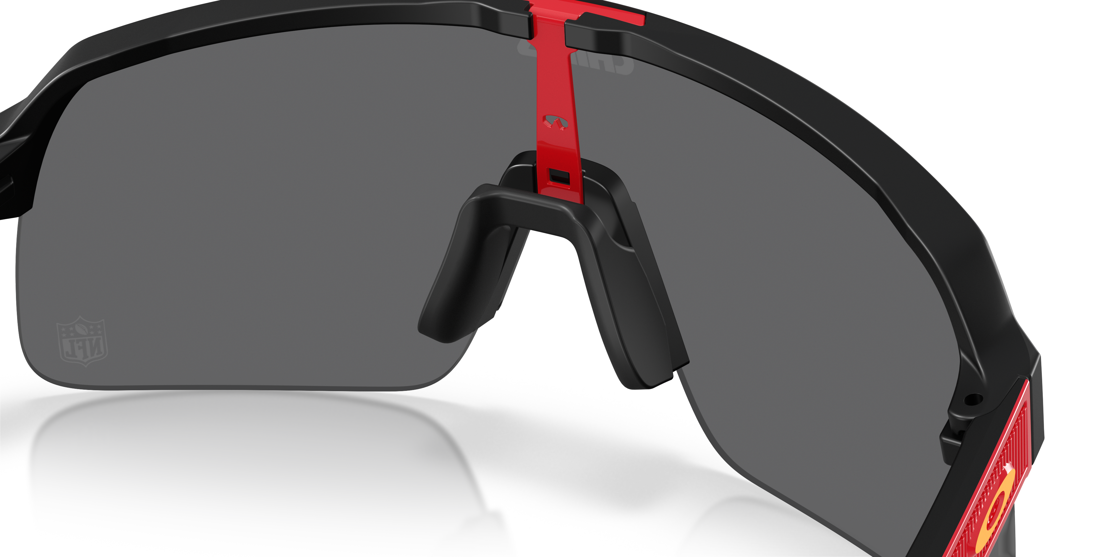 OO9463 Kansas City Chiefs Sutro Lite