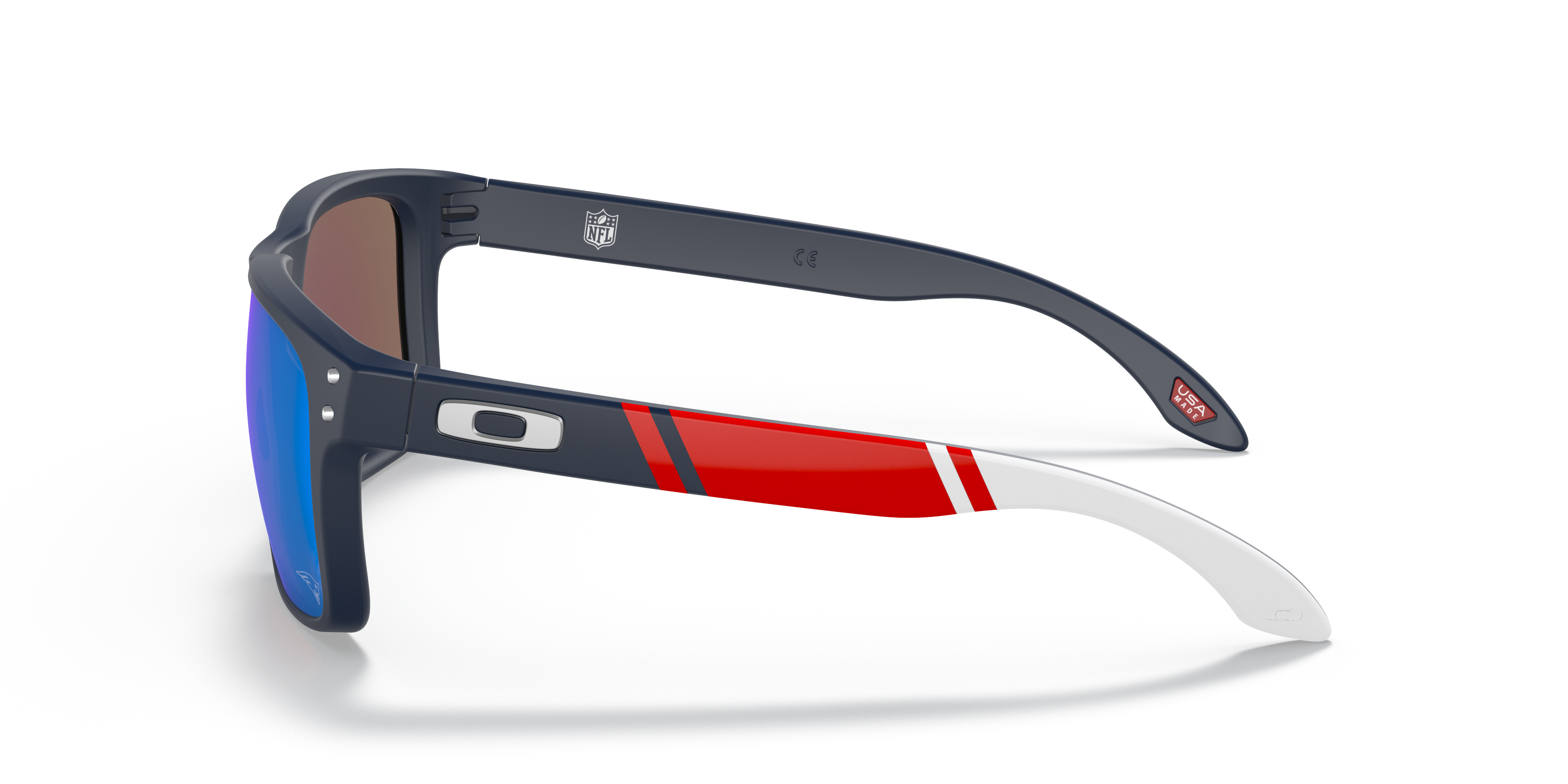 OO9102 New England Patriots Holbrook™