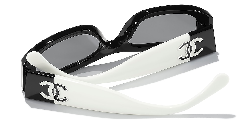 Chanel Rectangle Sunglasses CH5525 M (52 - 19) with Grey