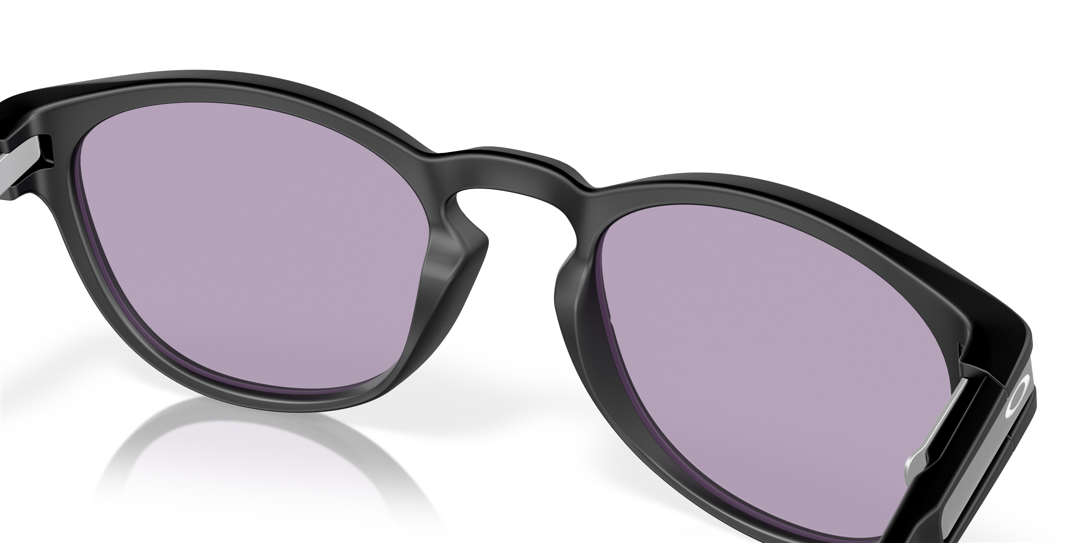 OO9349 Latch™ (Low Bridge Fit)