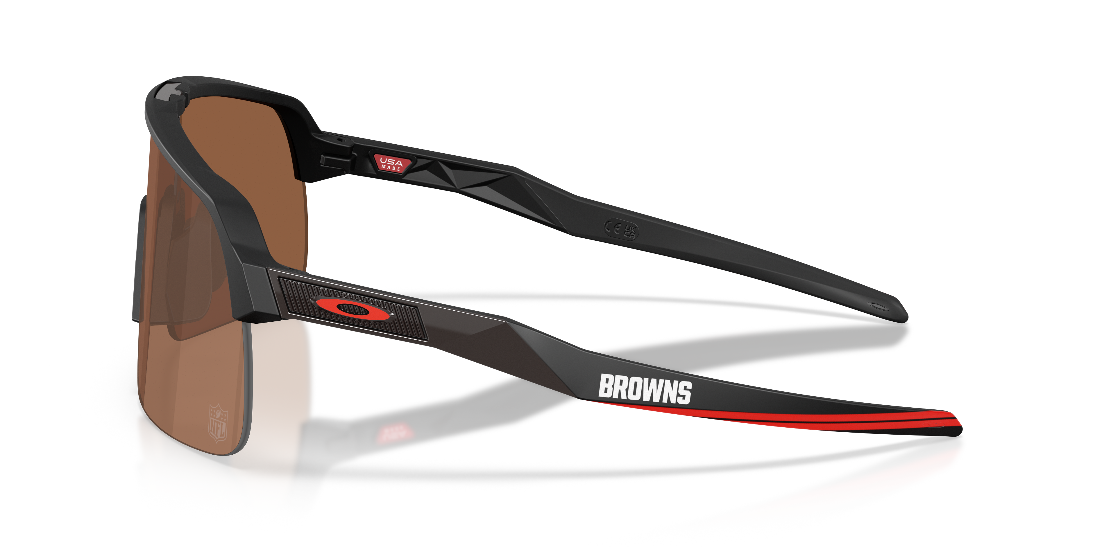 OO9463 Cleveland Browns Sutro Lite
