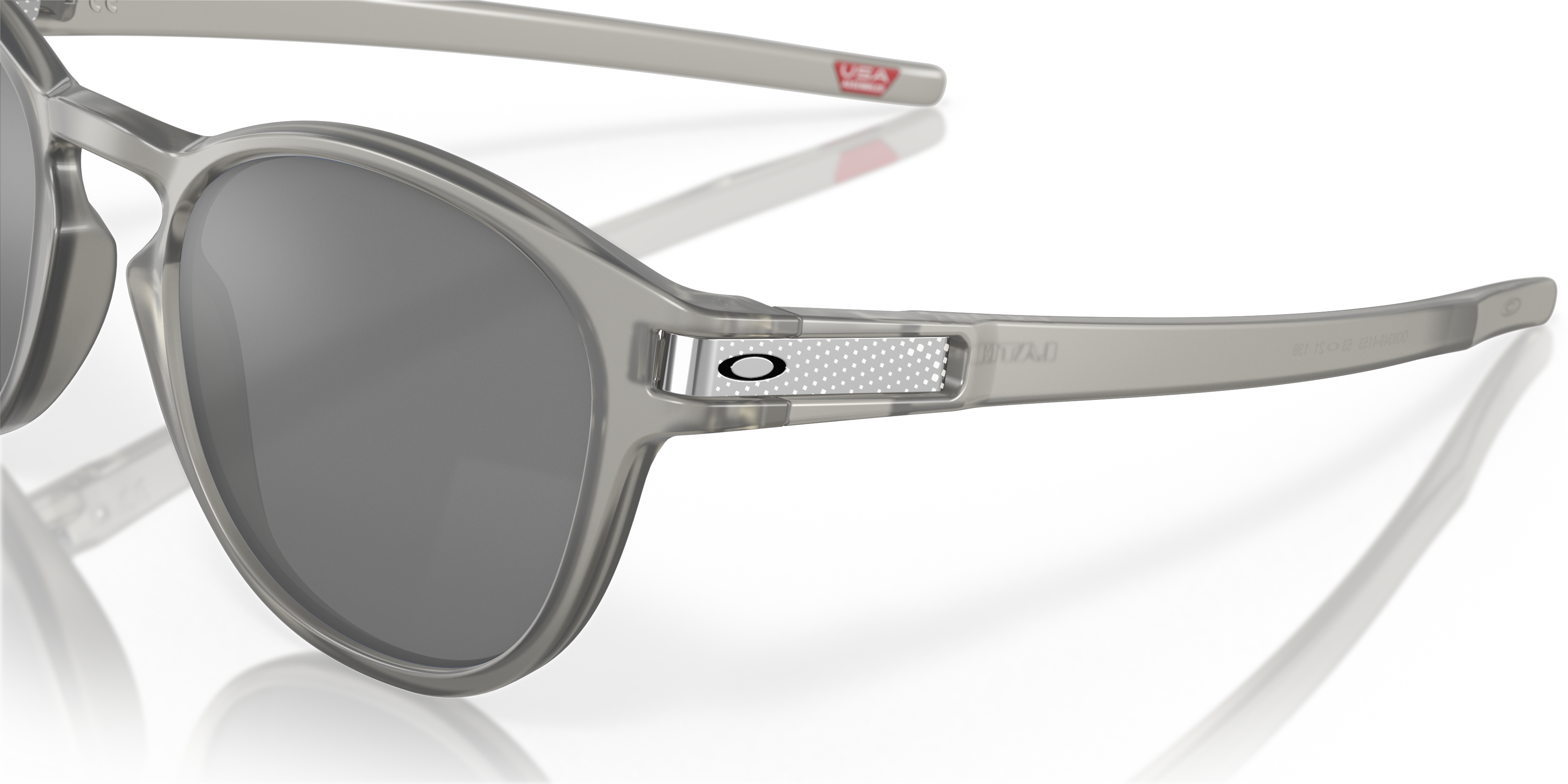 OO9349 Latch™ (Low Bridge Fit) High Resolution Collection