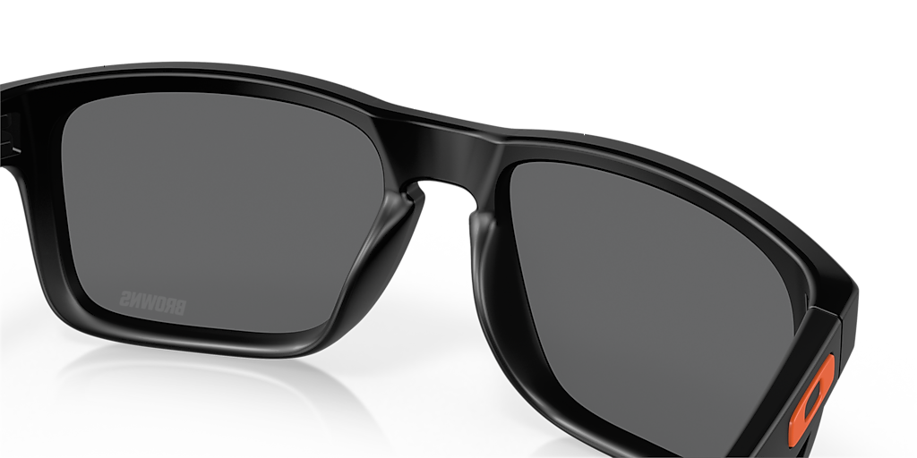 Oakley OO9102 Cleveland Browns Holbrook™ XL (57 - 18) with Black