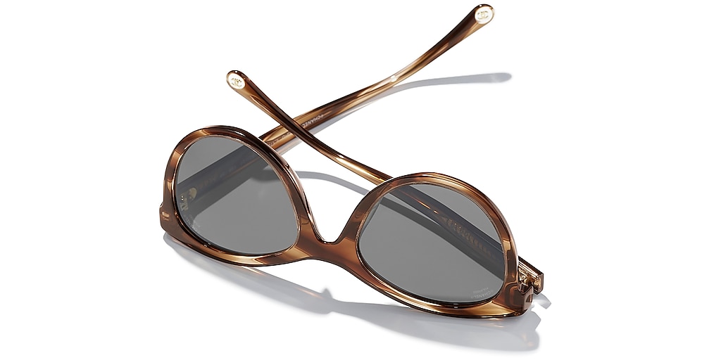 おしゃれ CHANEL(シャネル) PANTOS サングラス TORTOISE/GREY Chanel Pantos Sunglasses CH5523U S (52 - 20) with Grey