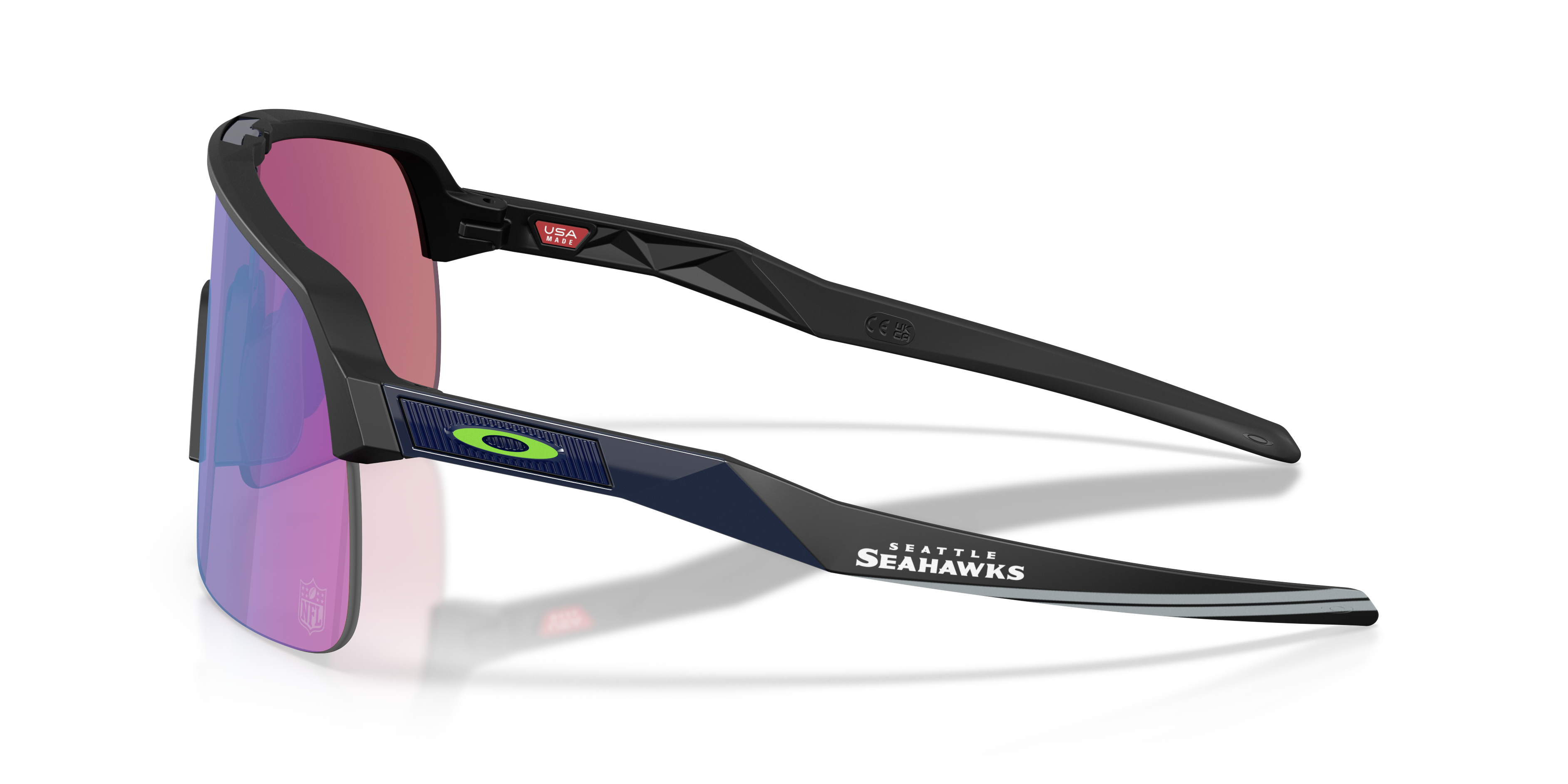 OO9463 Seattle Seahawks Sutro Lite