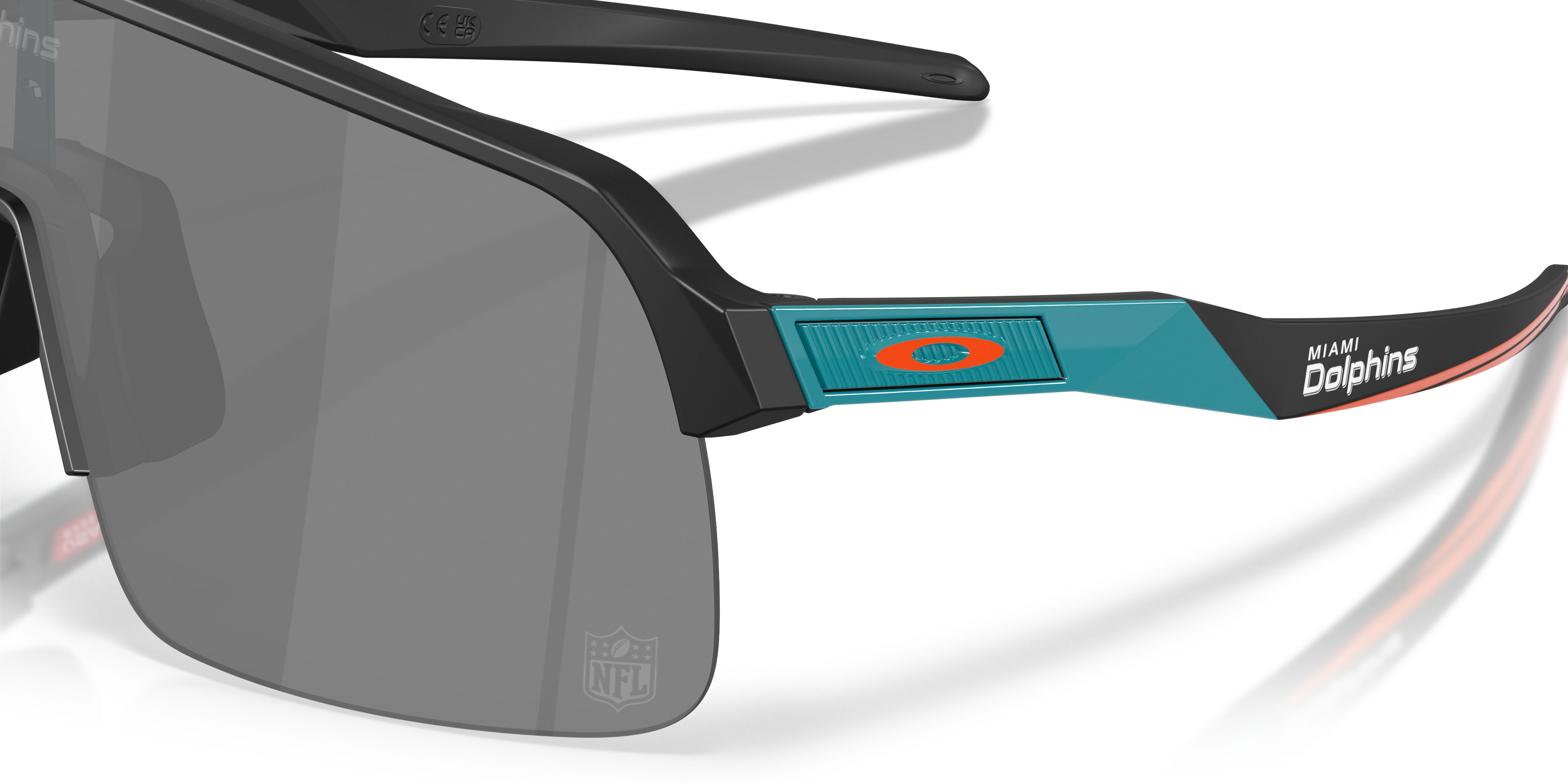 OO9463 Miami Dolphins Sutro Lite