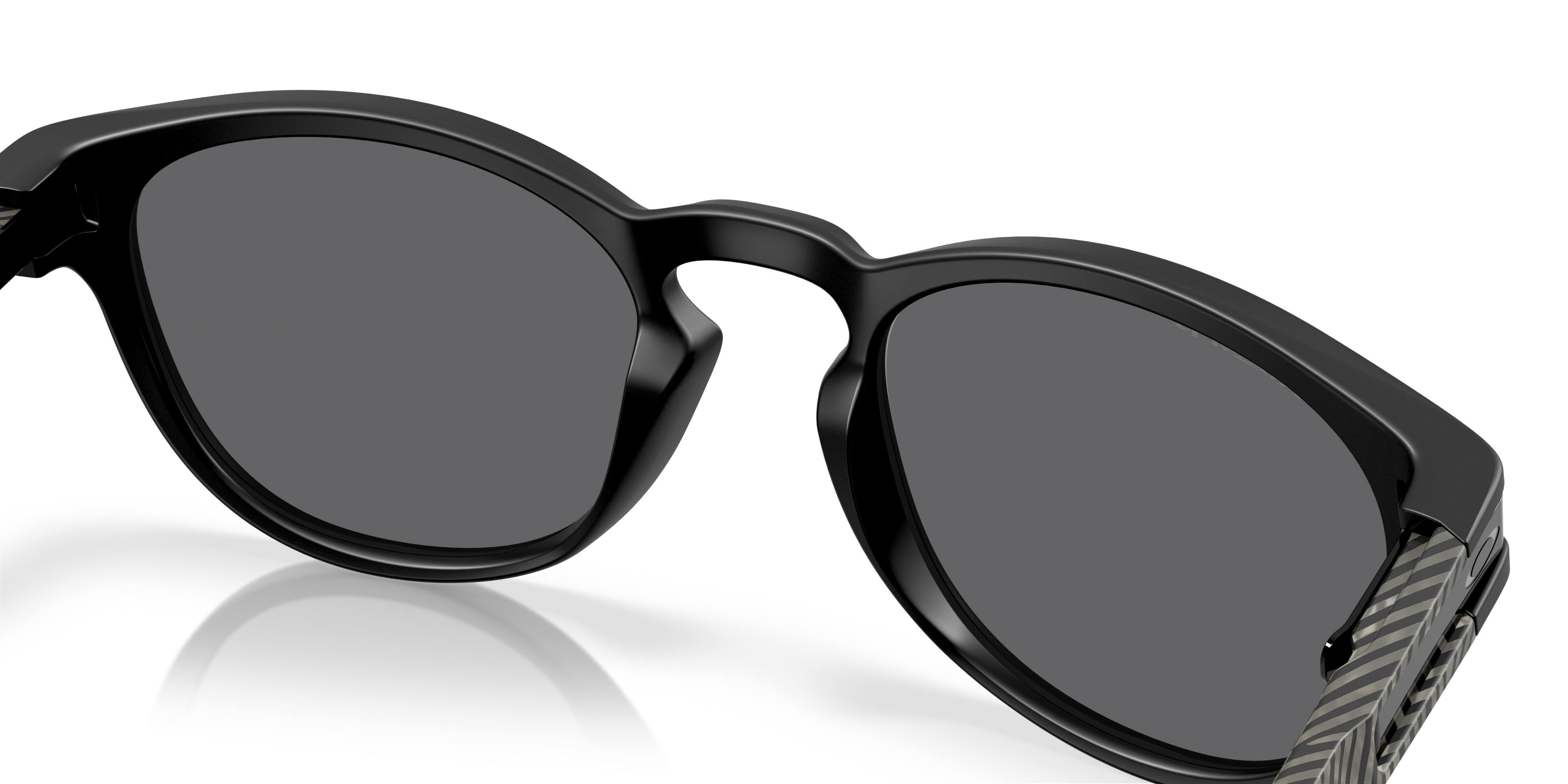 OO9349 Latch™ (Low Bridge Fit) Night Mission Collection