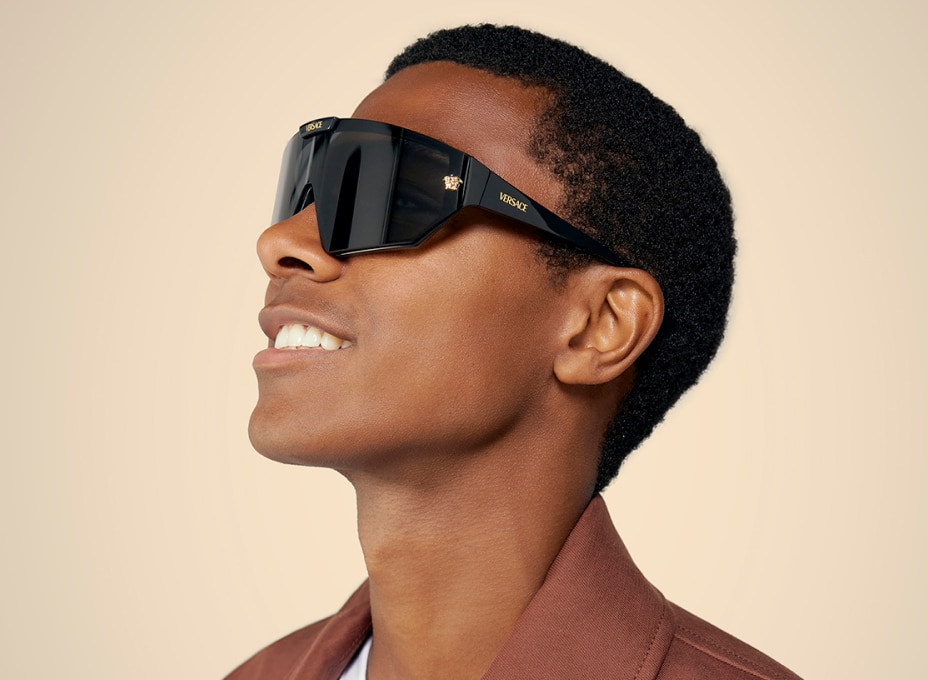 Consulte nosso catálogo de Óculos de Sol Versace Eyewear com diversos modelos e preços para sua escolha.