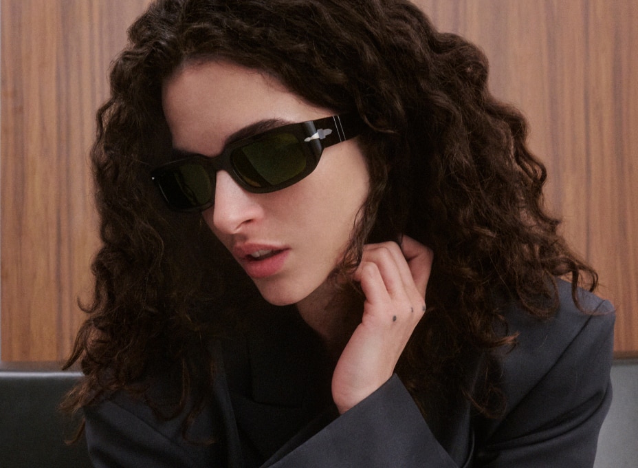 Persol PO3385S - Mel M (53 - 20) with Green lenses and Black frame