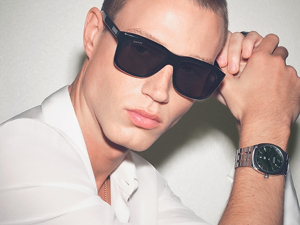 Gucci Gg2077S M (55 - 17) with Grey lenses and Black frame
