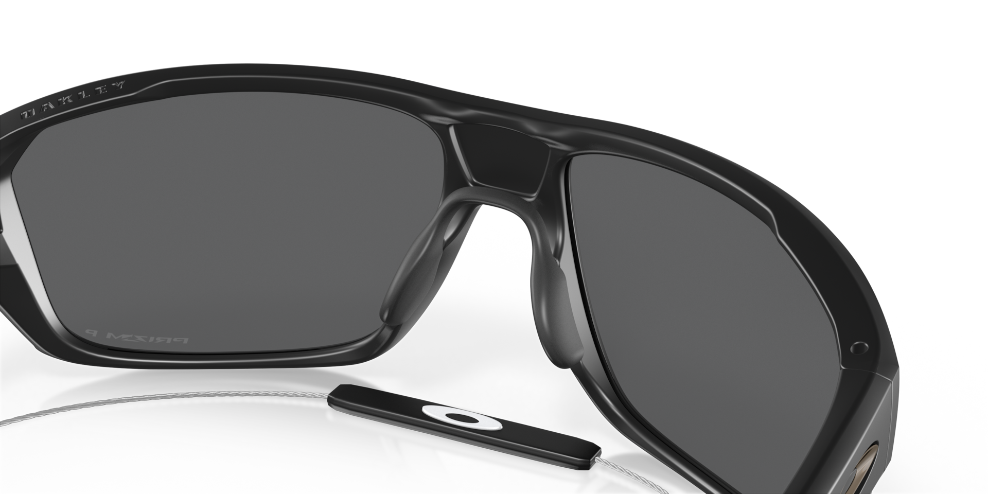 Oakley Split Shot M (64 - 17) with Black lenses and Black frame
