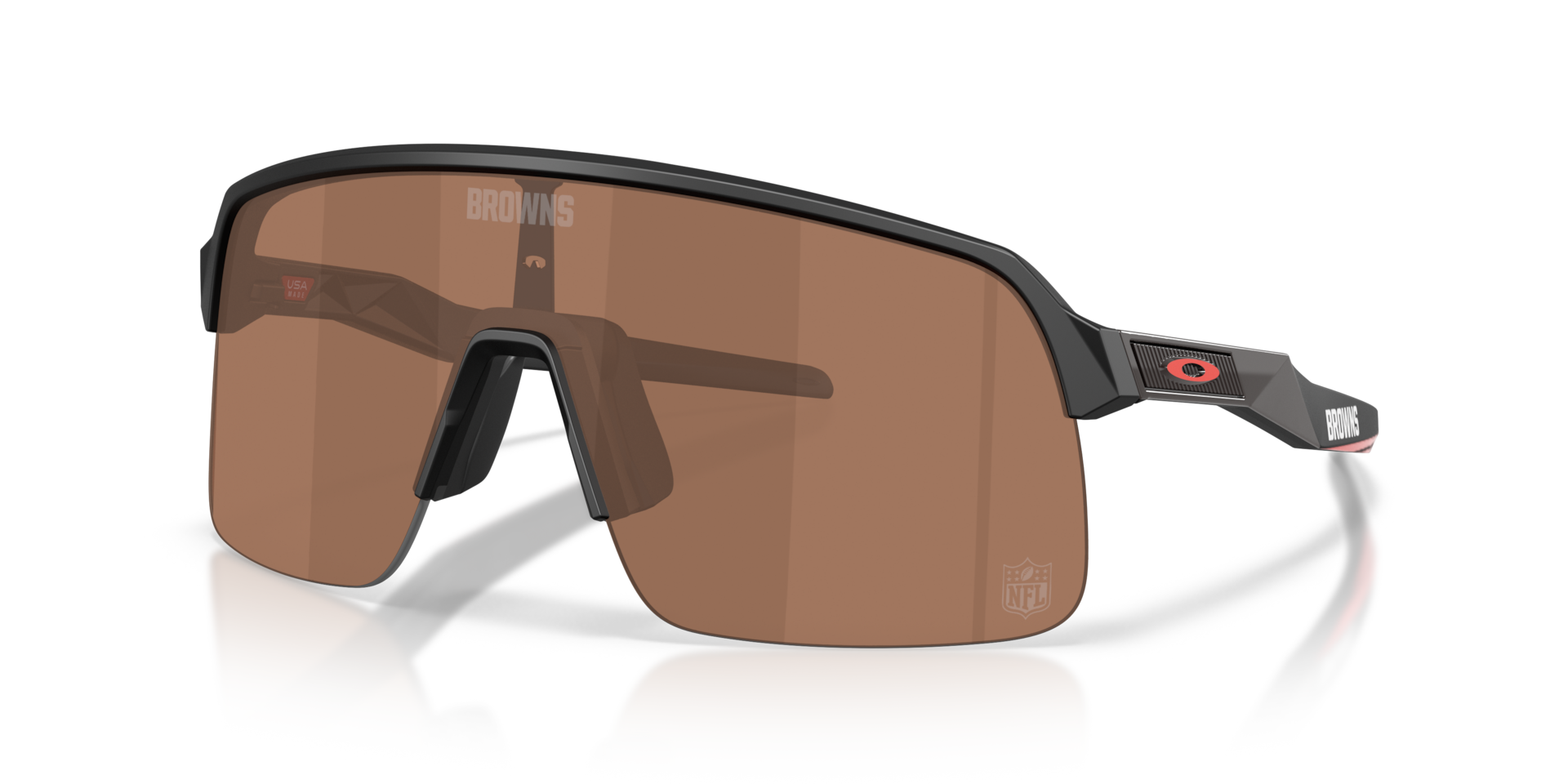 OO9463 Cleveland Browns Sutro Lite