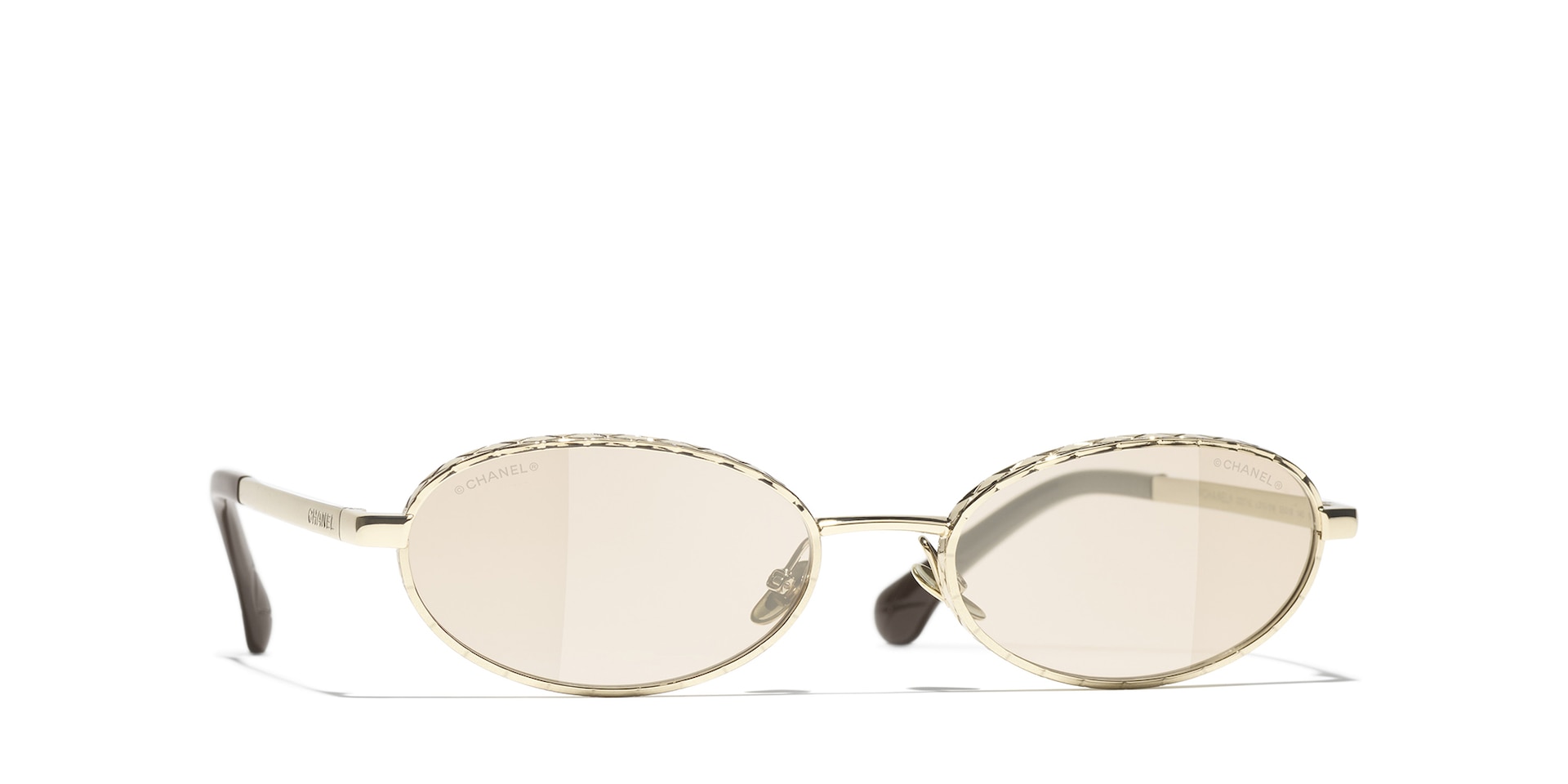 Chanel Femme Sunglass Oval Blue Light Glasses CH2227S - Couleur du Monture Or Ple Couleur de Lentille Filtre de lumire bleue brun clair 540 €