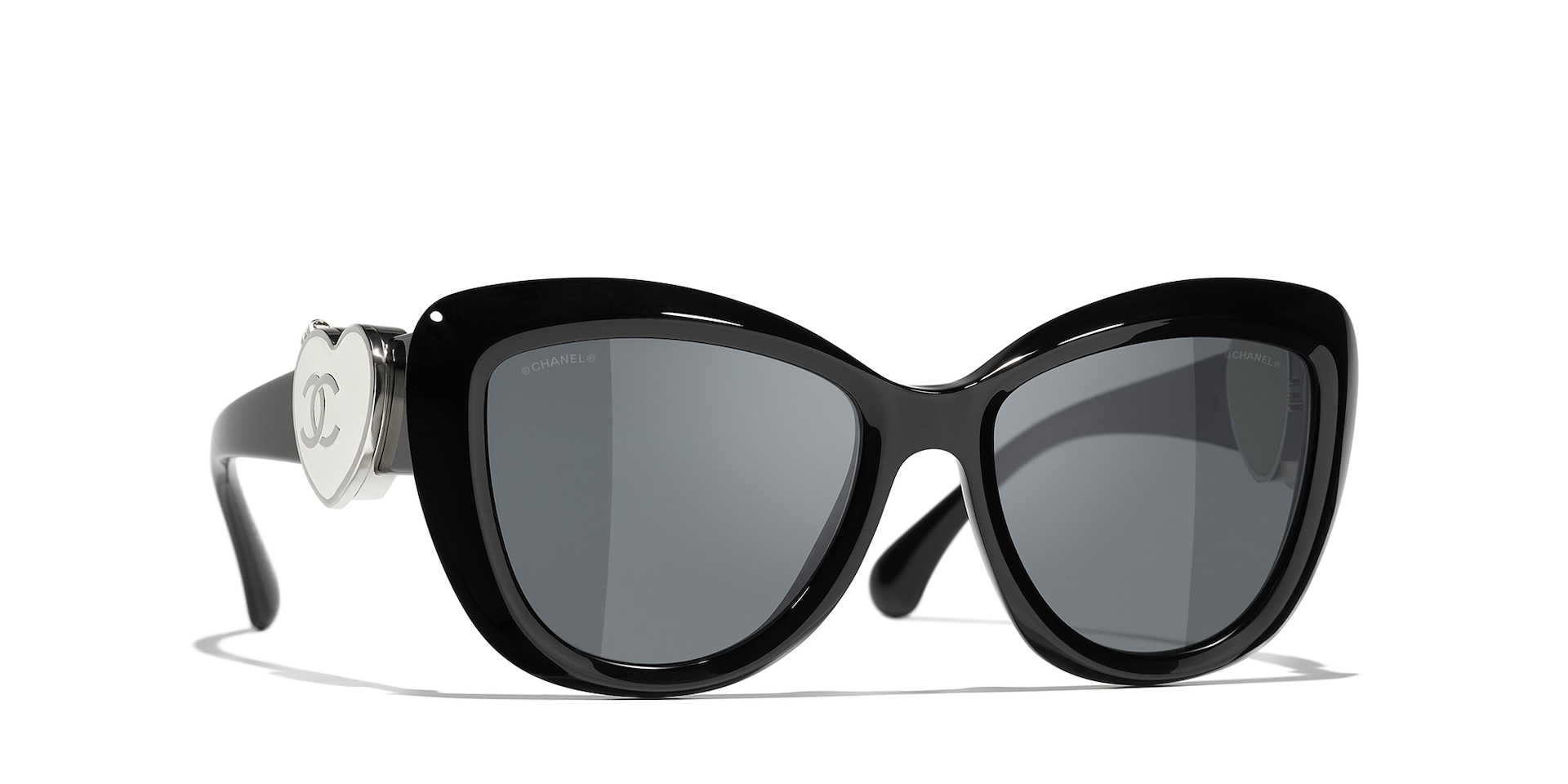 Chanel Femme Sunglass Butterfly Sunglasses CH5517 - Couleur du Monture Noir Couleur de Lentille Gris 850 €