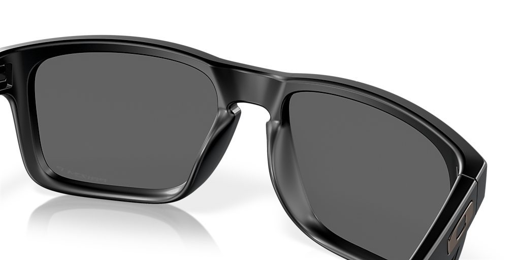 Oakley Holbrook™ (Low Bridge Fit) L (56 - 17) with Black lenses