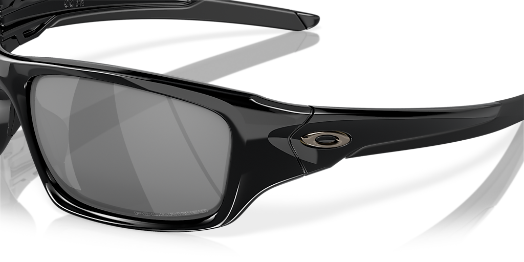 Oakley OO9236 Valve® M (60 - 16) with Black lenses and Black frame