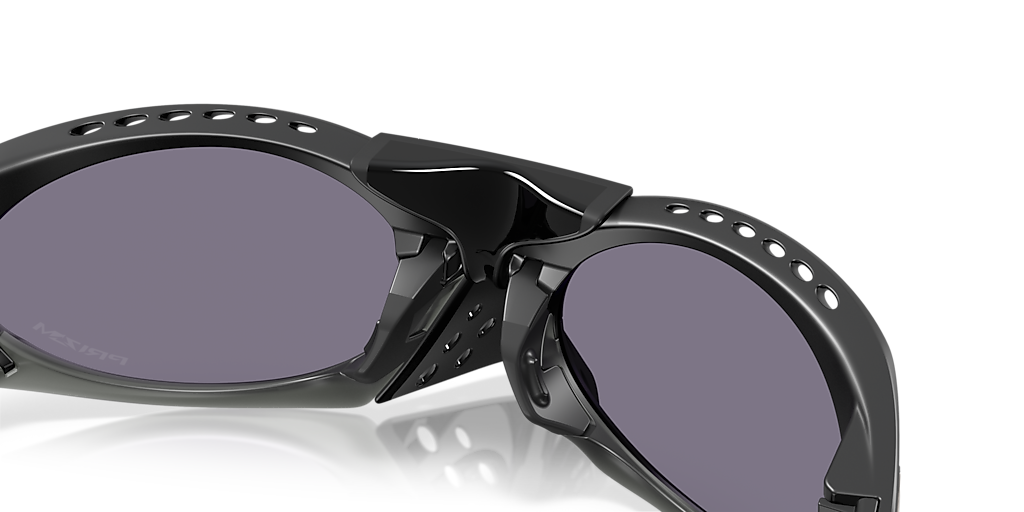 Oakley OO9437 Plantaris L (63 - 19) with Grey lenses and Black