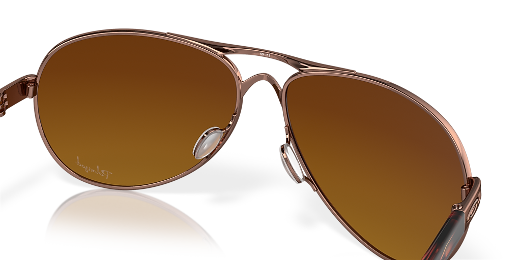 Oakley Feedback Rose Gold Pilot Sunglasses Brown Gradient Lenses 004079-01 -Case Oakley Feedback M (59 - 13) with Brown lenses and Pink frame  main image 2