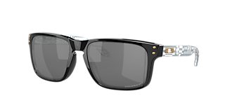 Oakley Holbrook™ XL XL (59 - 18) with Black lenses and Black frame