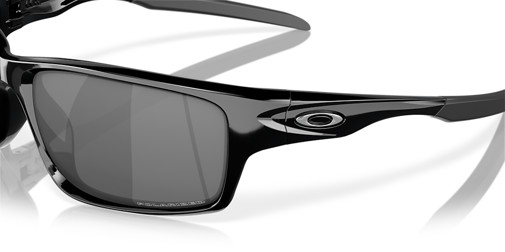 Oakley OO9225 Canteen S (60 - 16) with Black lenses and Black