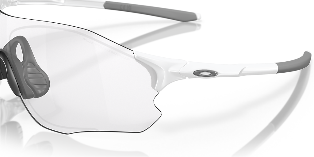 Oakley EVZero™ Path® (Low Bridge Fit) L (0 - 138) with Transparent