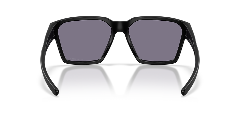 Oakley OO9497L Briza XL (58 - 16) com Lentes Cinza e Armação Preto
