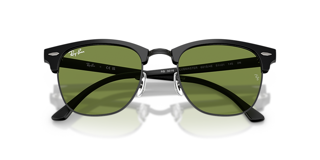 Ray-Ban Clubmaster Classic L (51 - 21) with Green lenses and Black