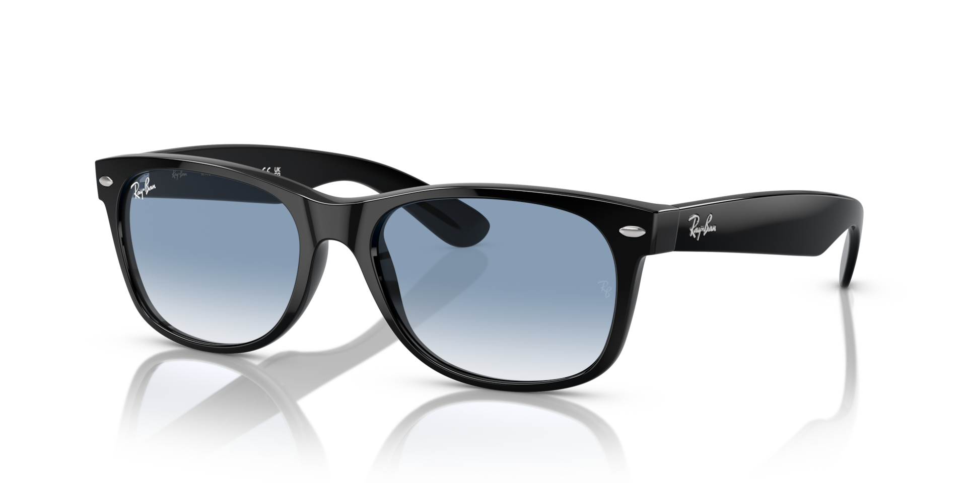 RB2132F New Wayfarer Classic