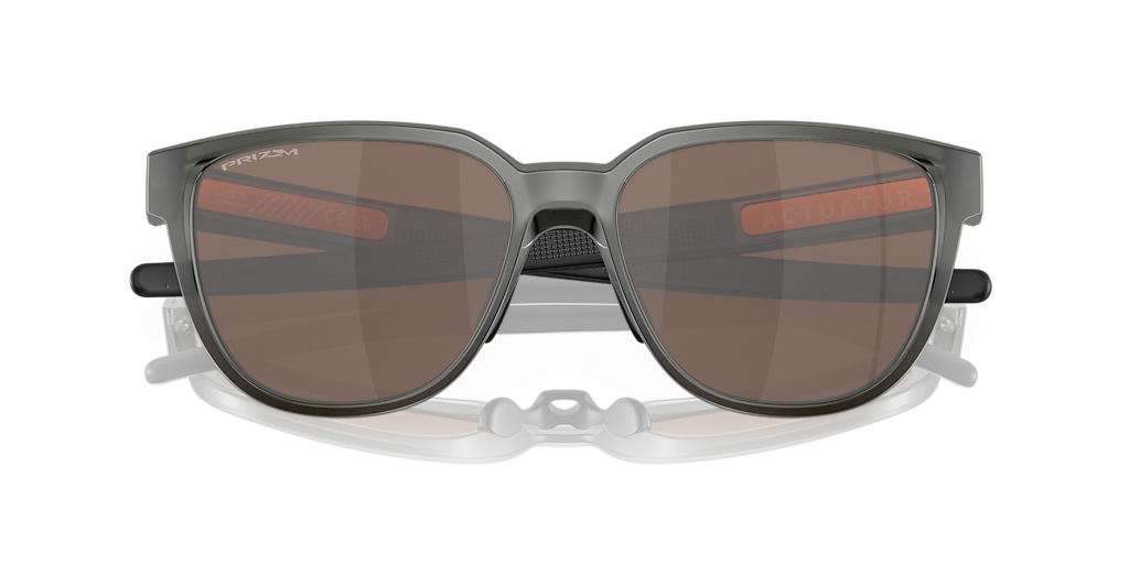 Oakley Actuator (Low Bridge Fit) L (57 - 16) with Brown lenses and